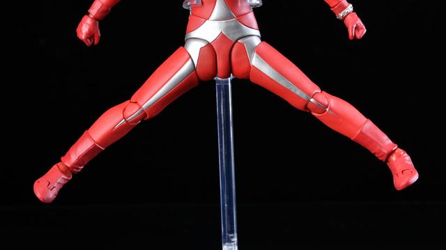 万代shf罗布奥特曼评测（78官测万代S.H.Figuarts）(29)