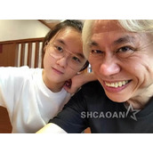 李坤城被爆劈腿小20岁女友 当年原要追林靖恩的姐姐未果(图)