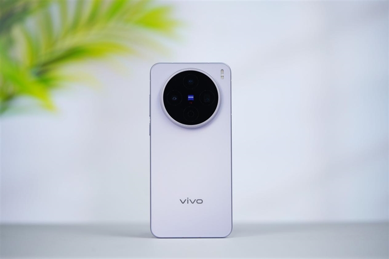 果味十足的vivo手机！vivo X200s全面评测：最强“苹替”的安卓标准旗舰