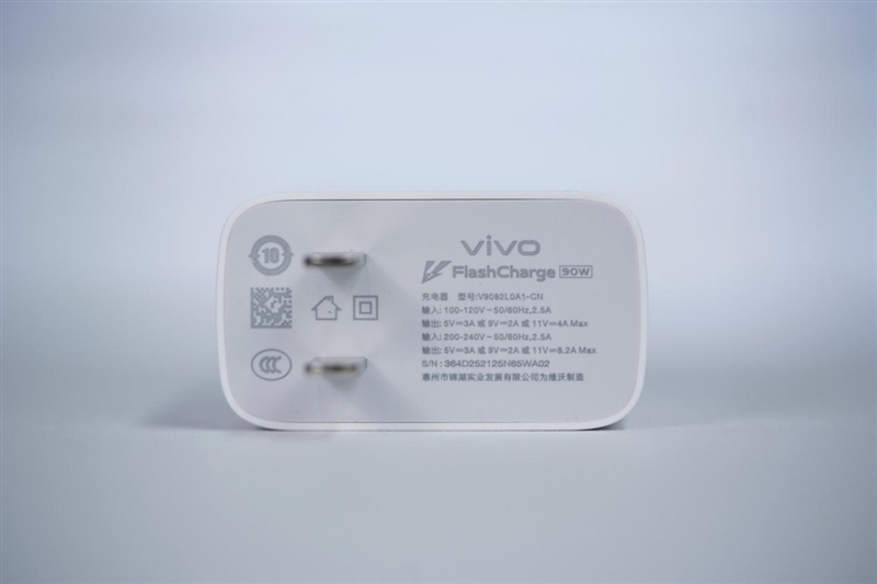 果味十足的vivo手机！vivo X200s全面评测：最强“苹替”的安卓标准旗舰