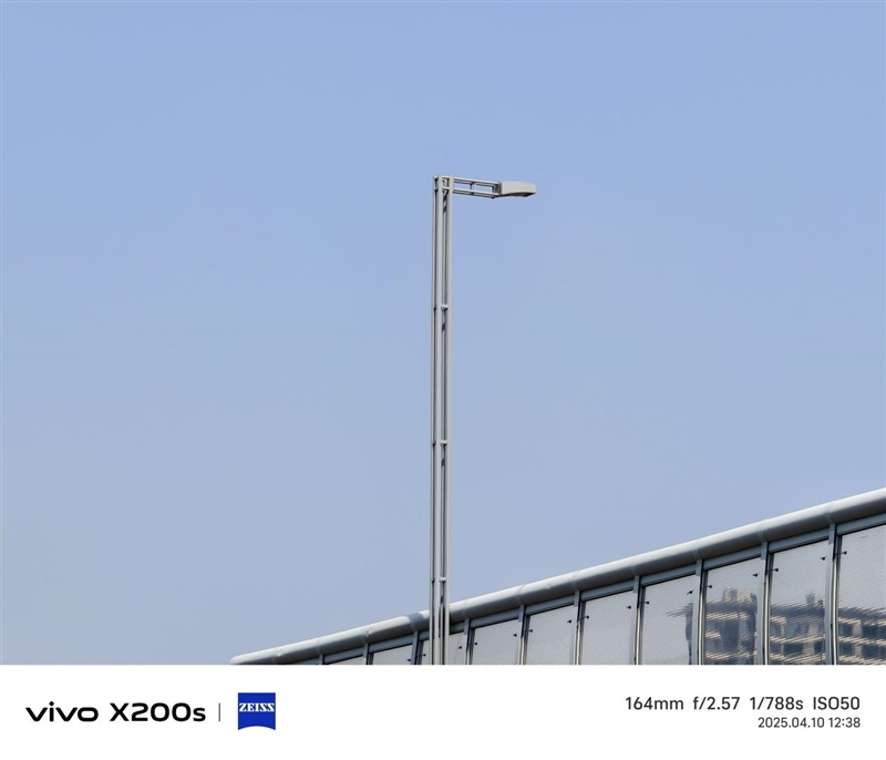 果味十足的vivo手机！vivo X200s全面评测：最强“苹替”的安卓标准旗舰