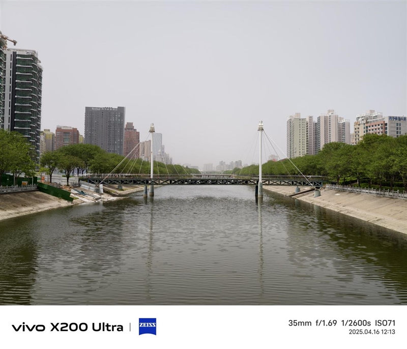 史上首款手机“大炮”！vivo X200 Ultra评测：自带外挂的全能V单