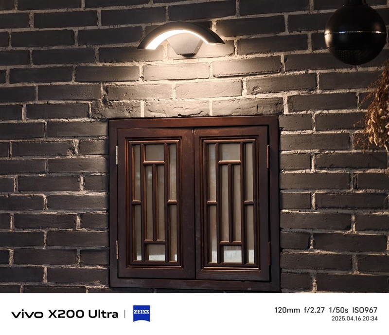 史上首款手机“大炮”！vivo X200 Ultra评测：自带外挂的全能V单