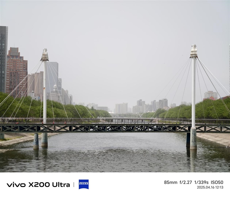 史上首款手机“大炮”！vivo X200 Ultra评测：自带外挂的全能V单