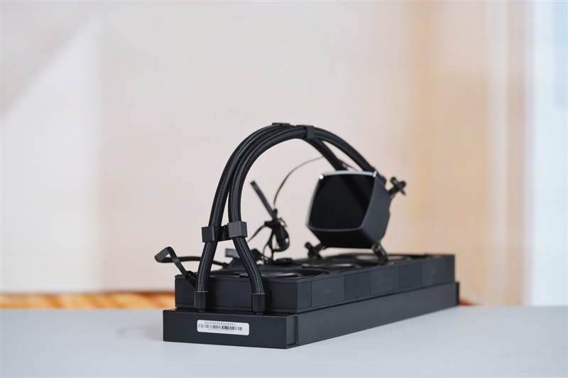 全铝材质！8年质保！超频三银翼DT360旗舰水冷评测：这就是散热器的未来