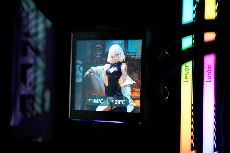 全铝材质！8年质保！超频三银翼DT360旗舰水冷评测：这就是散热器的未来