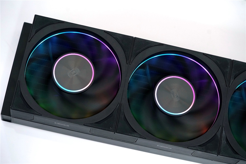 全铝材质！8年质保！超频三银翼DT360旗舰水冷评测：这就是散热器的未来