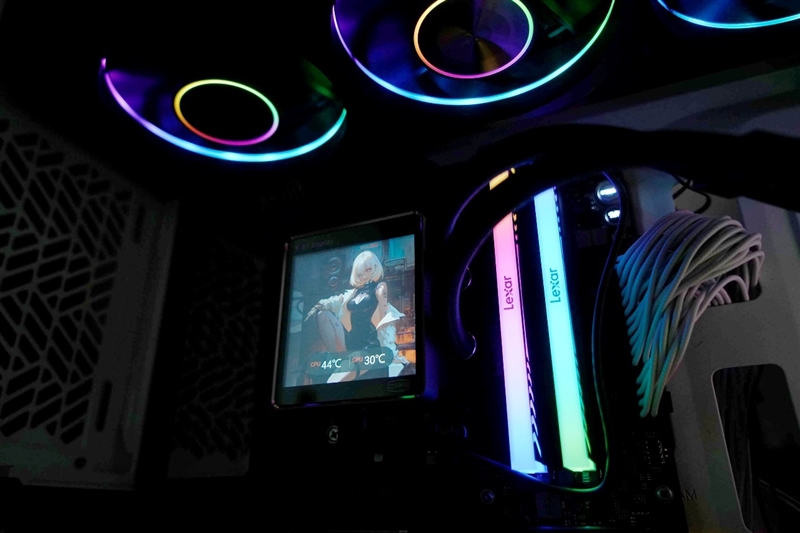 全铝材质！8年质保！超频三银翼DT360旗舰水冷评测：这就是散热器的未来