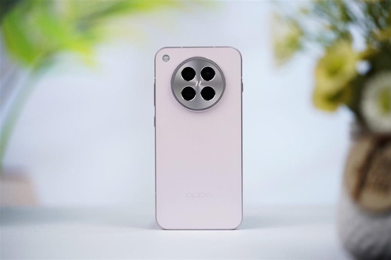 重新定义小屏旗舰！OPPO Find X8s评测：续航拍照再无后顾之忧
