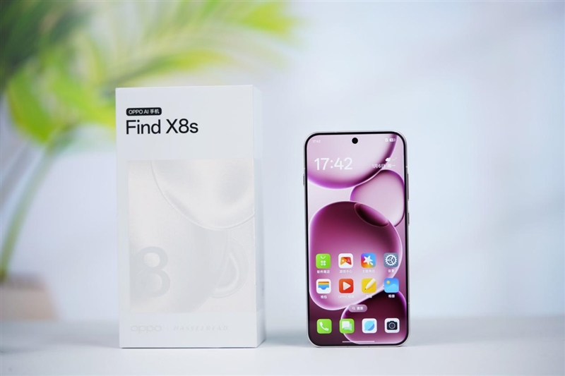 重新定义小屏旗舰！OPPO Find X8s评测：续航拍照再无后顾之忧
