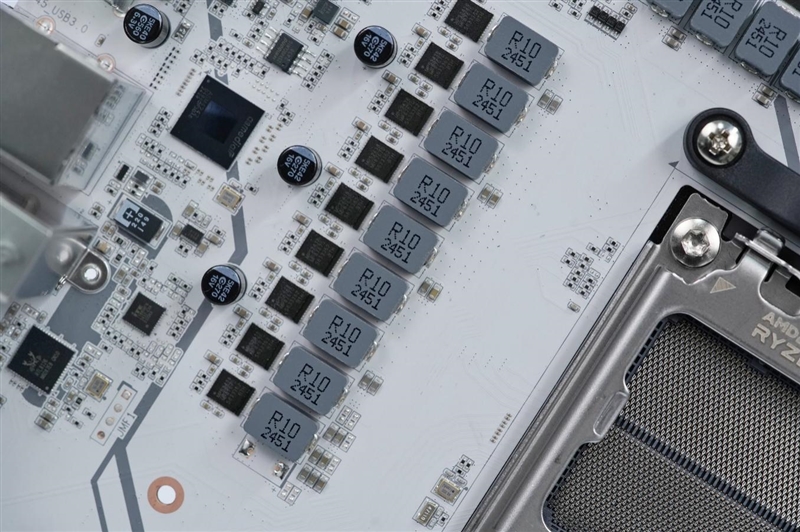 七彩虹CVN X870 ARK FROZEN V14方舟主板评测： 5G网卡+高频内存 锐龙9000舰队新旗舰