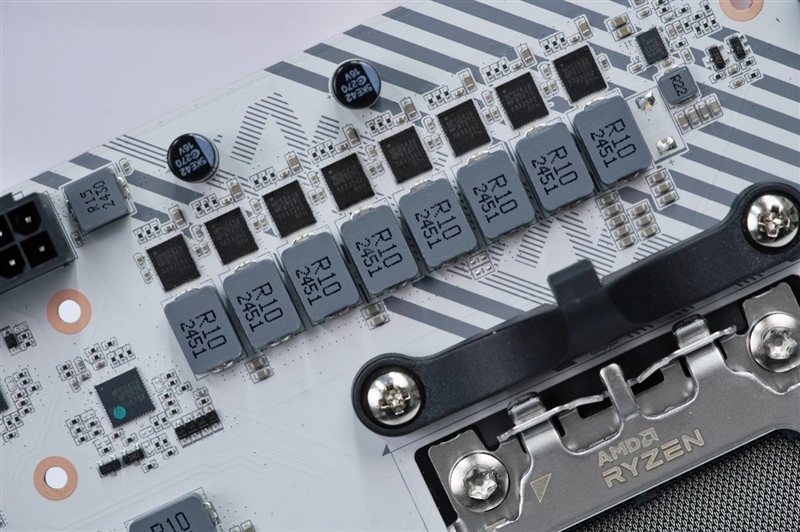 七彩虹CVN X870 ARK FROZEN V14方舟主板评测： 5G网卡+高频内存 锐龙9000舰队新旗舰