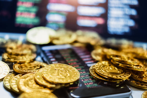 比特币4小时图表显示看涨势头——突破在即？