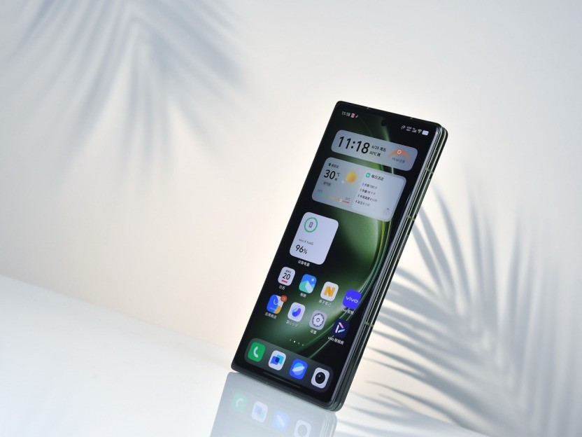 折叠屏续航新标杆：vivo X Fold5做到了轻薄与长续航并存