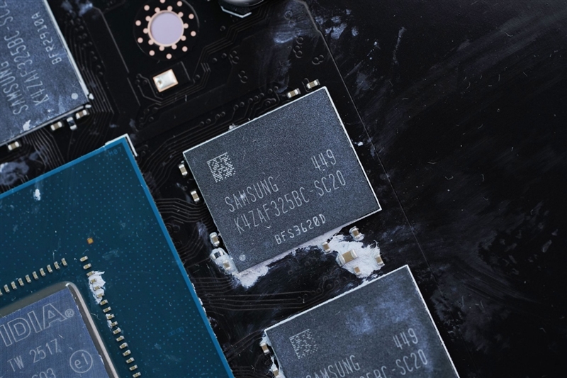 技嘉RTX 5050 GAMING OC显卡评测：升级DLSS 4技术的新版“RTX 4060” 老显卡升级多一个选择