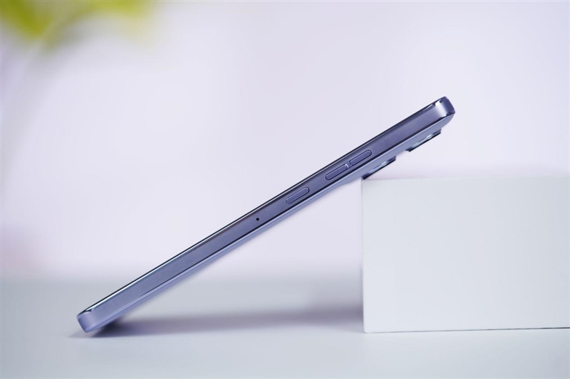 抗摔防水又大续航！联想moto g100 Pro评测：千元价位罕见全能选手