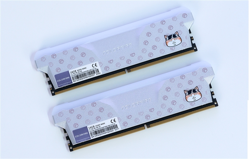 NVIDIA RTX 5050首发评测：DLSS4/AI/生产力全方面飞跃 完美替代RTX 3050