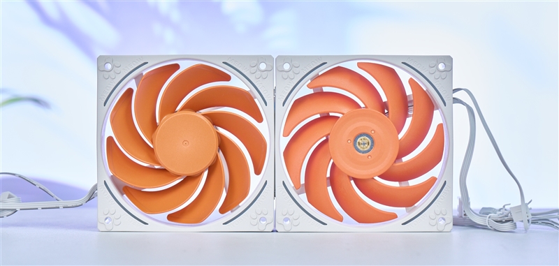 NVIDIA RTX 5050首发评测：DLSS4/AI/生产力全方面飞跃 完美替代RTX 3050