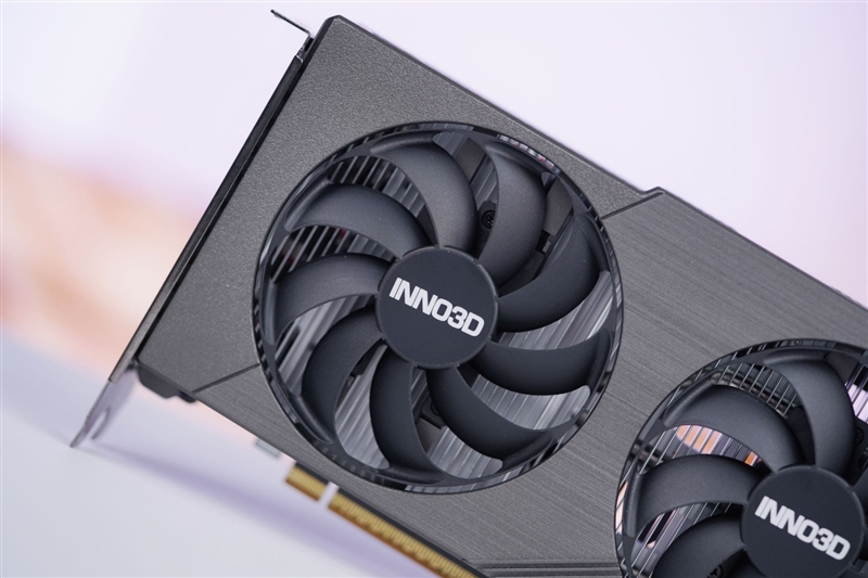 映众RTX 5050曜夜显卡评测：DLSS 4普及 RTX 4060可以退休了