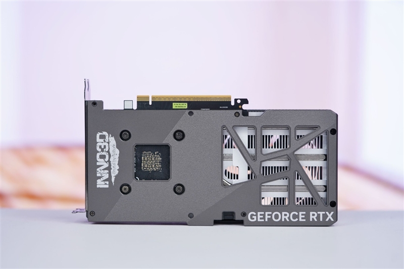 映众RTX 5050曜夜显卡评测：DLSS 4普及 RTX 4060可以退休了