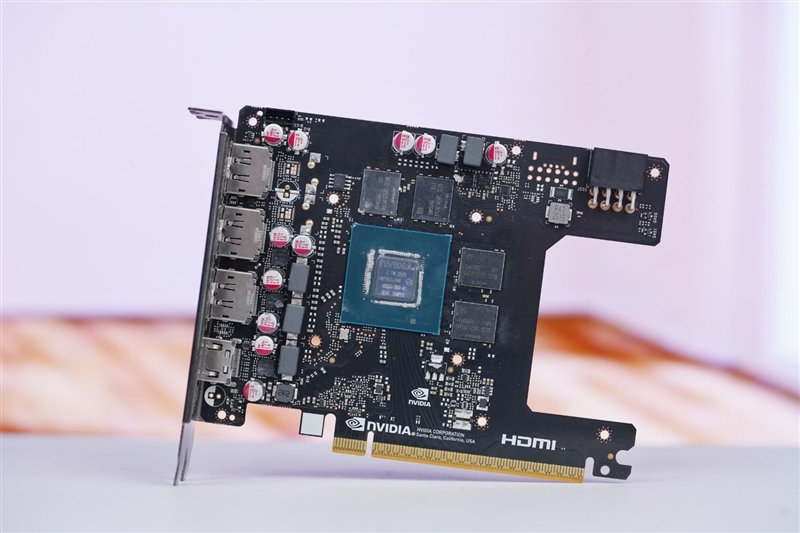映众RTX 5050曜夜显卡评测：DLSS 4普及 RTX 4060可以退休了
