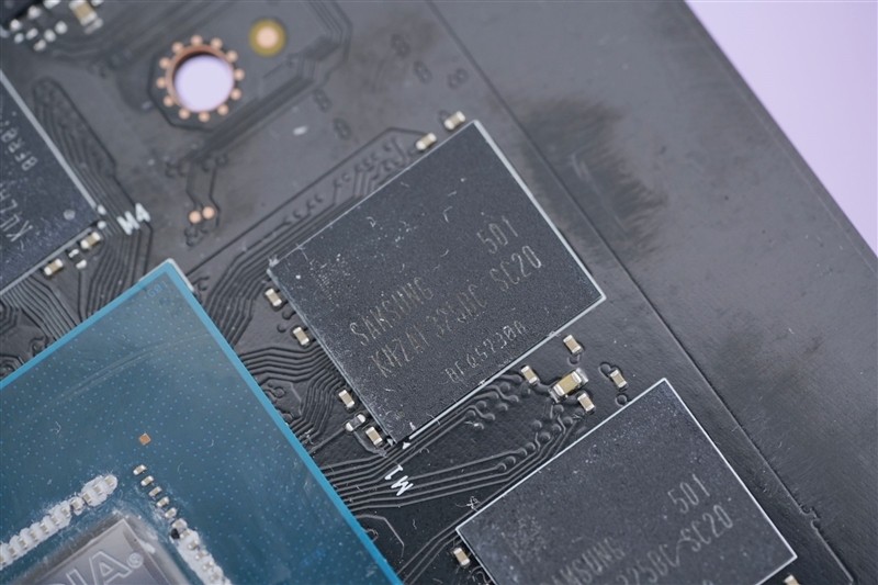 映众RTX 5050曜夜显卡评测：DLSS 4普及 RTX 4060可以退休了