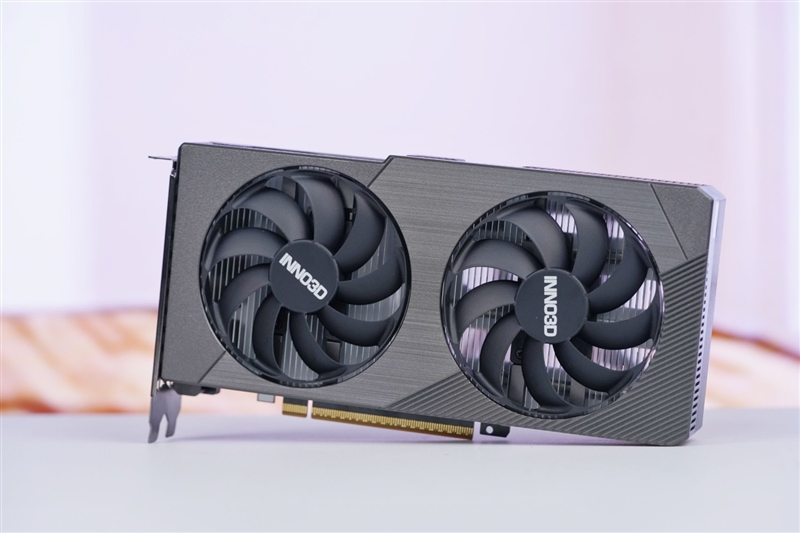 映众RTX 5050曜夜显卡评测：DLSS 4普及 RTX 4060可以退休了