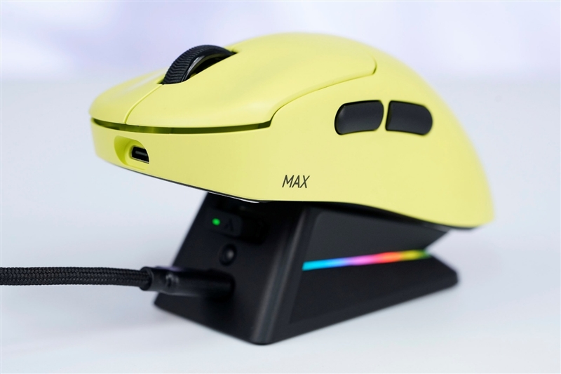 雷柏VT3s MAX鼠标评测：中小手型用户也没有被遗忘 顶尖性能的小号电竞鼠标来了