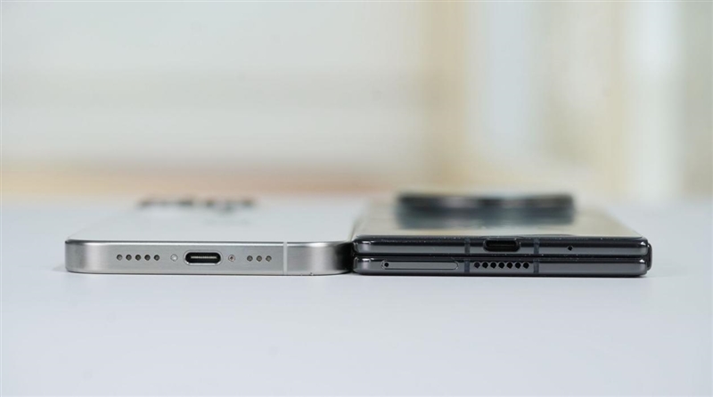 217克全球最轻折叠屏！vivo X Fold5全面评测：苹果双机党的全能搭子