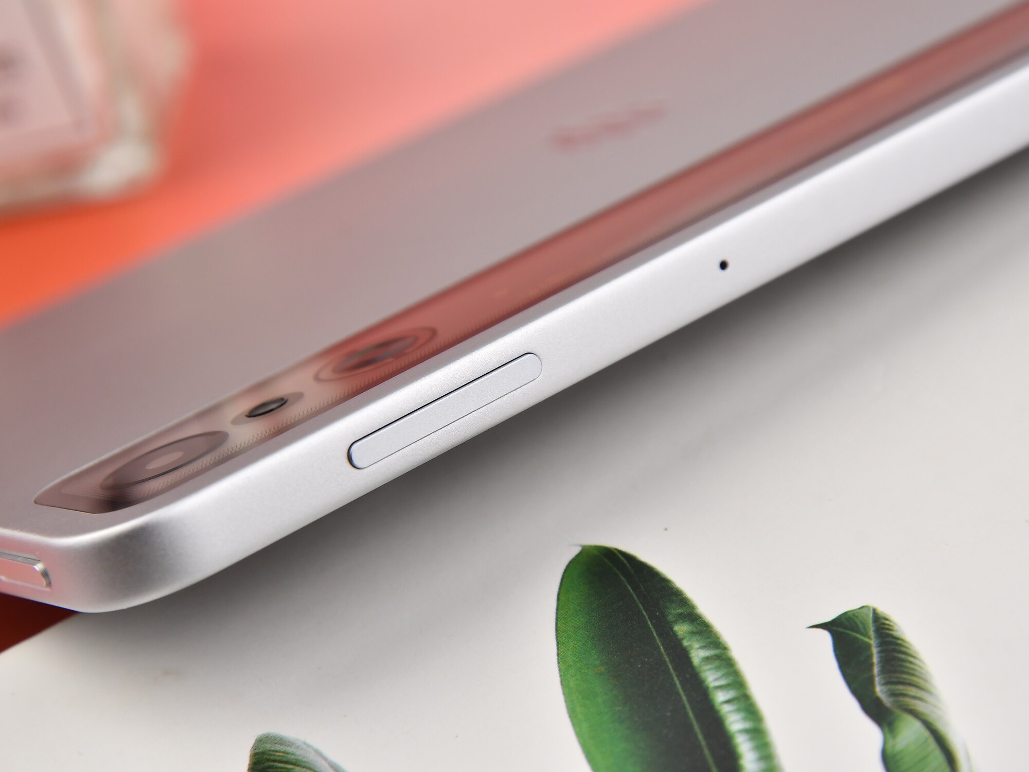小尺寸大火力！红魔电竞平板3 Pro vs REDMI K Pad 谁才是iPad mini终结者？