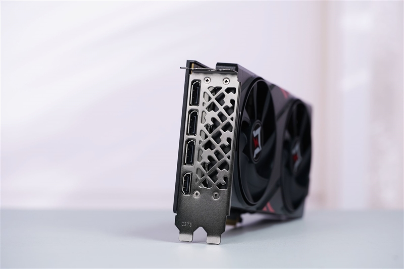 运行频率超3GHz！耕升RTX 5050追风OC评测：流畅运行所有1080P游戏