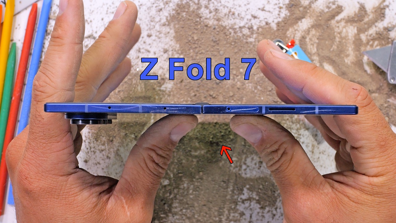 三星 Galaxy Z Fold7 折叠屏手机通过弯折测试，内屏易划伤成短板