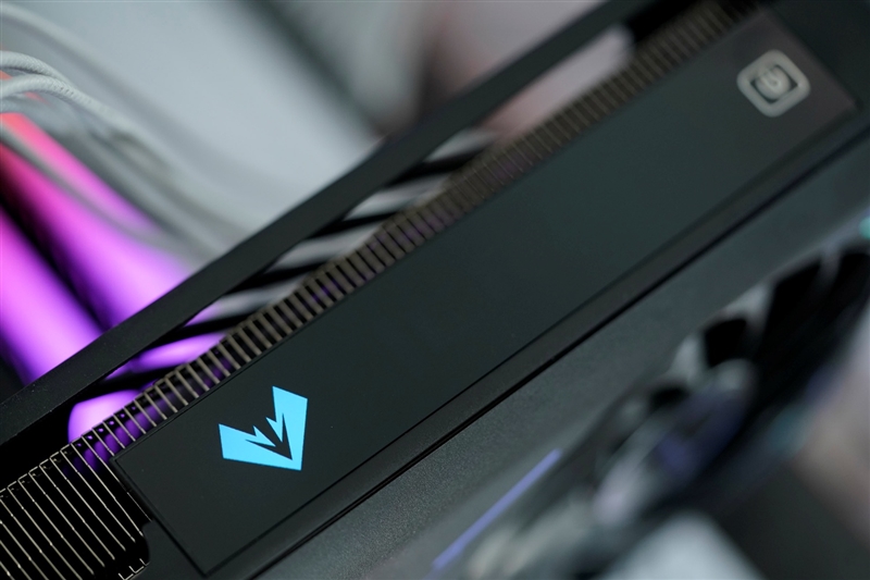 铭瑄RTX 5060 Ti iCraft OC 8GB显卡评测：主流玩家的电竞之心 8GB显存性价比高 2K游戏轻松流畅