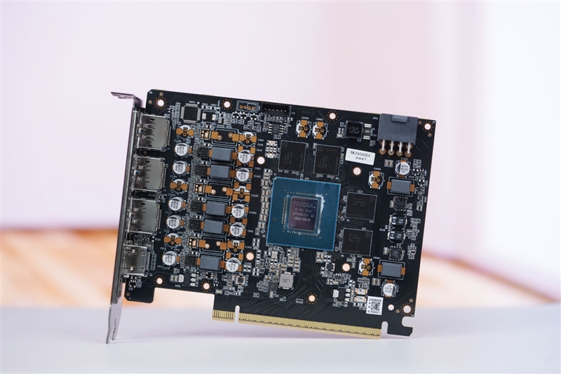 铭瑄RTX 5060 Ti iCraft OC 8GB显卡评测：主流玩家的电竞之心 8GB显存性价比高 2K游戏轻松流畅