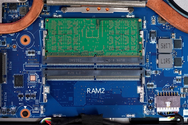 微星神影16锐龙版评测：锐龙7945 HX配合RTX 5070游戏生产力兼顾 体验同价无敌