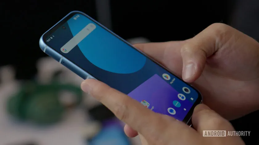 Fairphone 5 手机慎更安卓 15，部分用户反馈因指纹传感器变砖