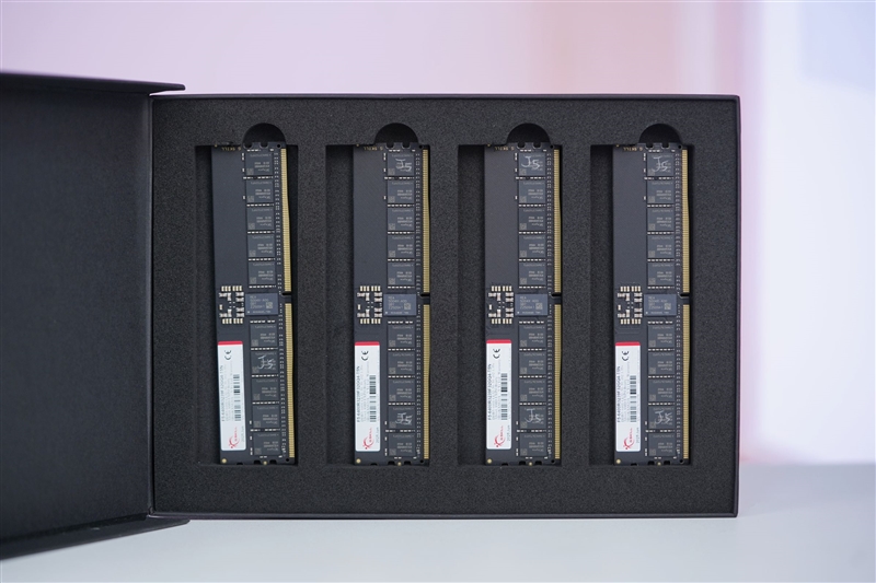 性能提升20％、功耗下降40%！AMD锐龙ThreadRipper 9980X/9970X首发评测：HEDT平台一骑绝尘