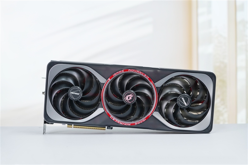 性能提升20％、功耗下降40%！AMD锐龙ThreadRipper 9980X/9970X首发评测：HEDT平台一骑绝尘