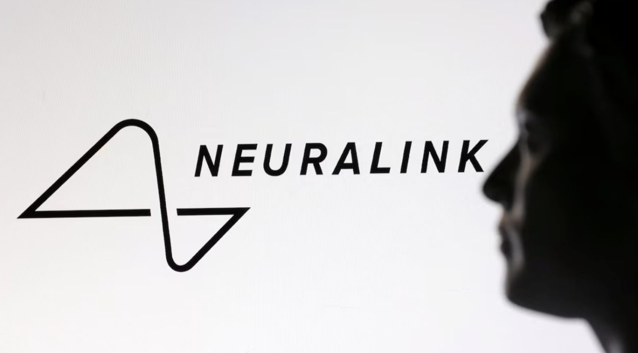 用意念控制数字及实体工具：马斯克脑机公司 Neuralink 宣布在英国启动临床研究