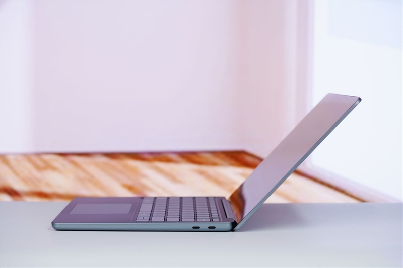 微软Surface Laptop，13英寸笔记本评测：骁龙X Plus性能可用 续航静音极为优秀