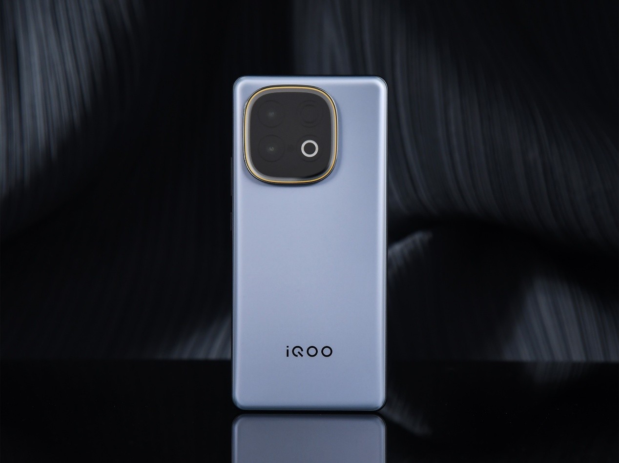 性能续航这次真的全拉满！iQOO Z10 Turbo+新机全面评测