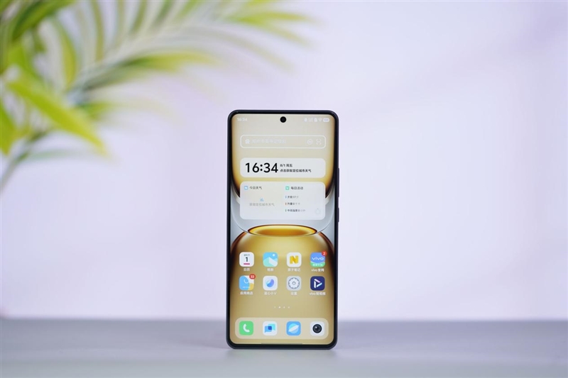 性能续航全到位！iQOO Z10 Turbo+评测：实现全天游戏自由的电竞新卷王