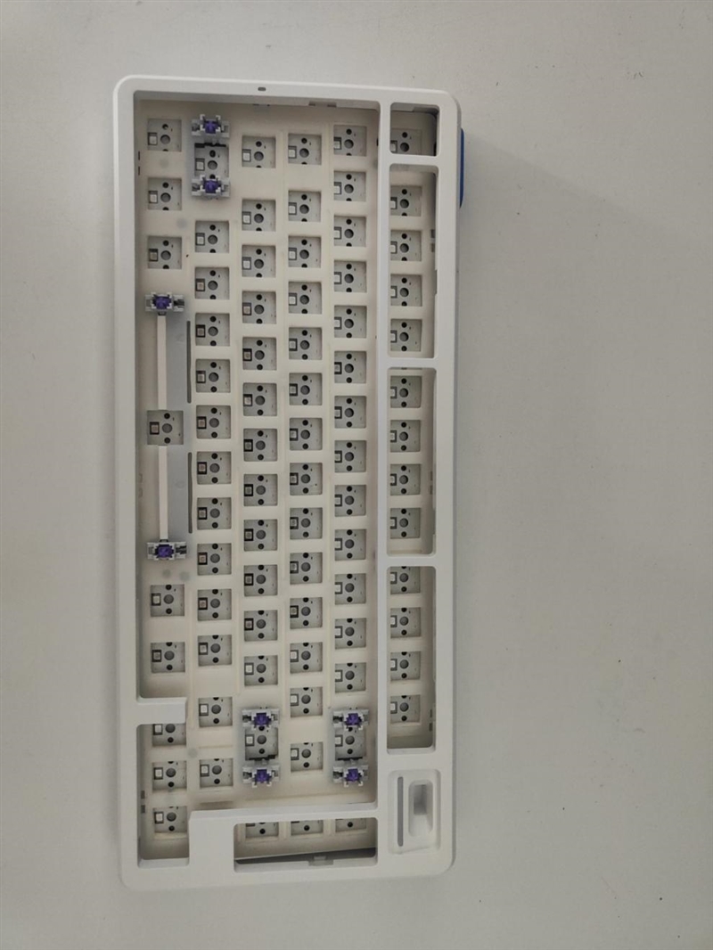三模客制化 雷柏V700DIY-75评测：7层填充造就的无线客制化新标杆