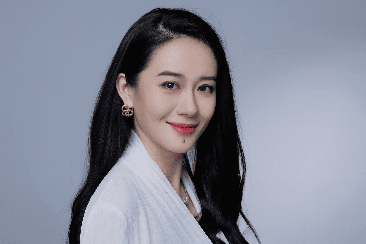 解密何一：从乡村到加密权力之巅，诠释「加密女王」的破局之道
