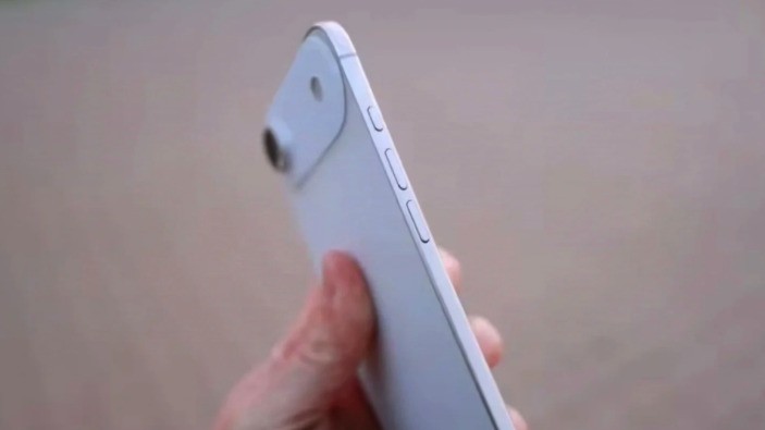 「苹果好棒」还是「创新已死」？iPhone 17 Air深度揭秘