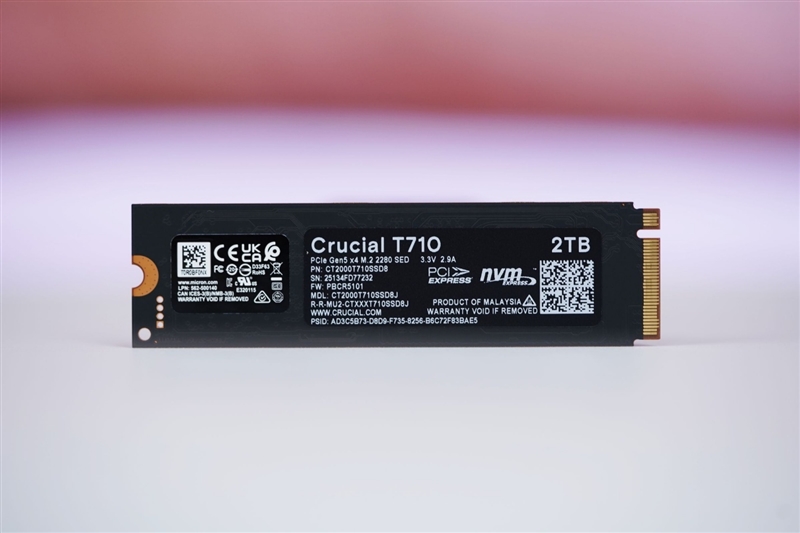 英睿达T710 2TB SSD评测：新一代性能旗舰 14.5G/s仅有57度
