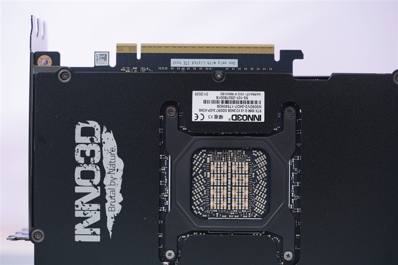映众RTX 5090 D v2曜夜X3 24GB显卡评测：全新旗舰 575W功率释放依旧当今最强