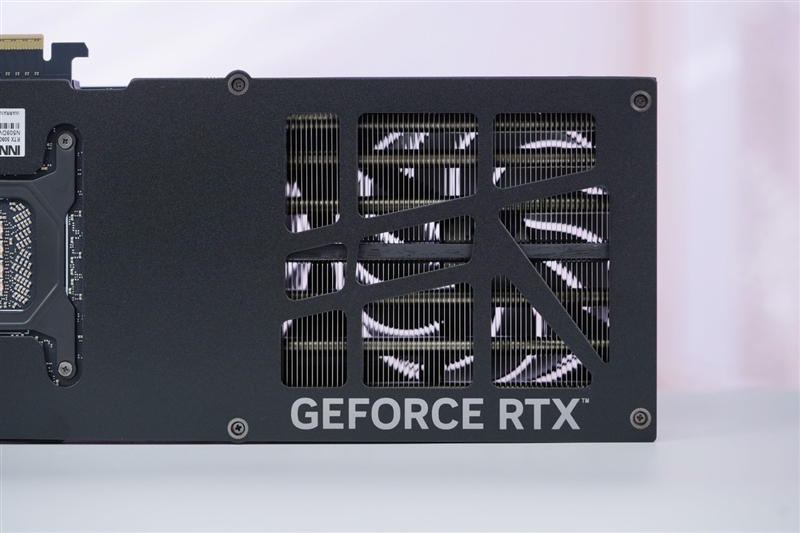 映众RTX 5090 D v2曜夜X3 24GB显卡评测：全新旗舰 575W功率释放依旧当今最强