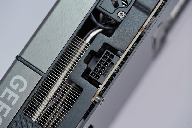 映众RTX 5090 D v2曜夜X3 24GB显卡评测：全新旗舰 575W功率释放依旧当今最强