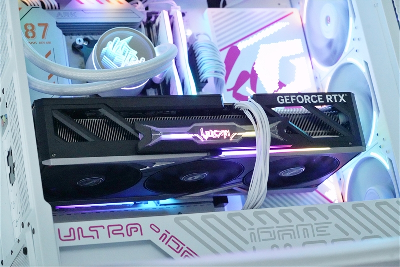 性价比甚至更强！七彩虹iGame RTX 5090 D v2 Vulcan OC 24GB首发评测：领先5080 50%